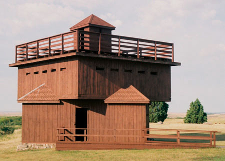 <strong>Figure 86. A reconstructed blockhouse at Fort Abraham Lincoln</strong> <em>(Neil Howe)</em>