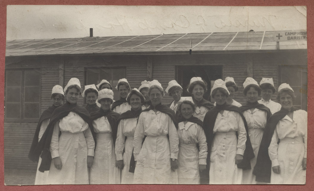 Nurses preparing to embark for France.