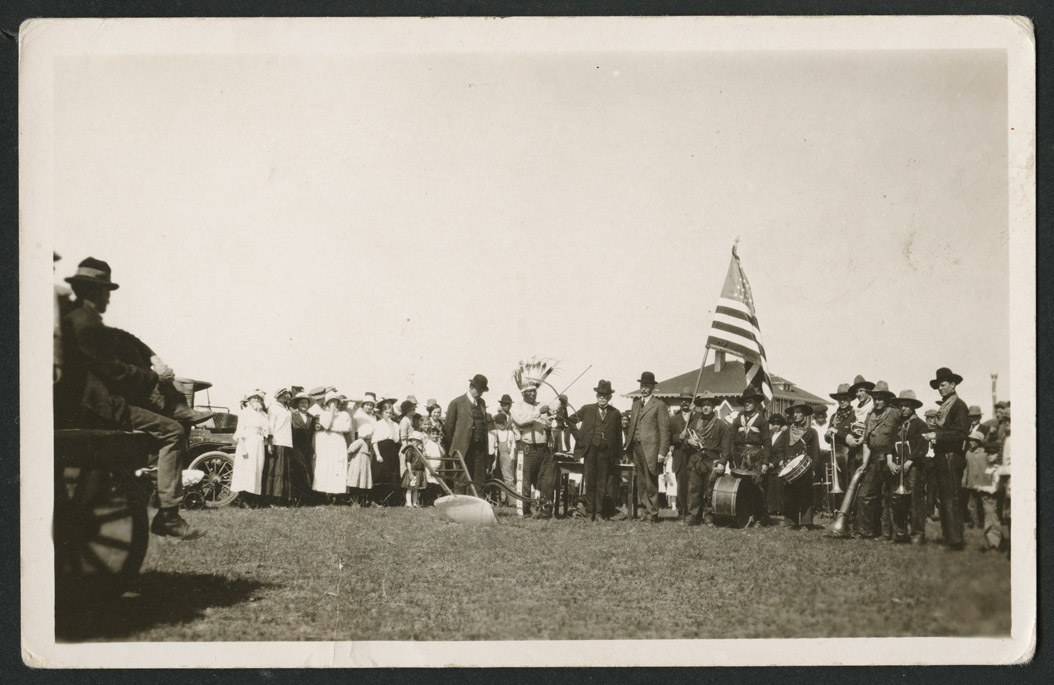 Major James McLaughlin issuing patents to Indians shooting last arrow McLaughlin SD