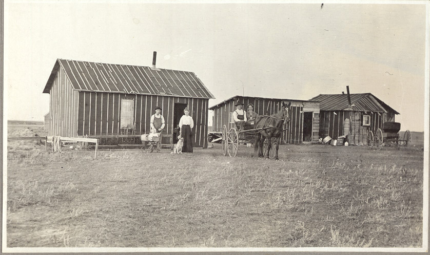 Image 5: Houses and families