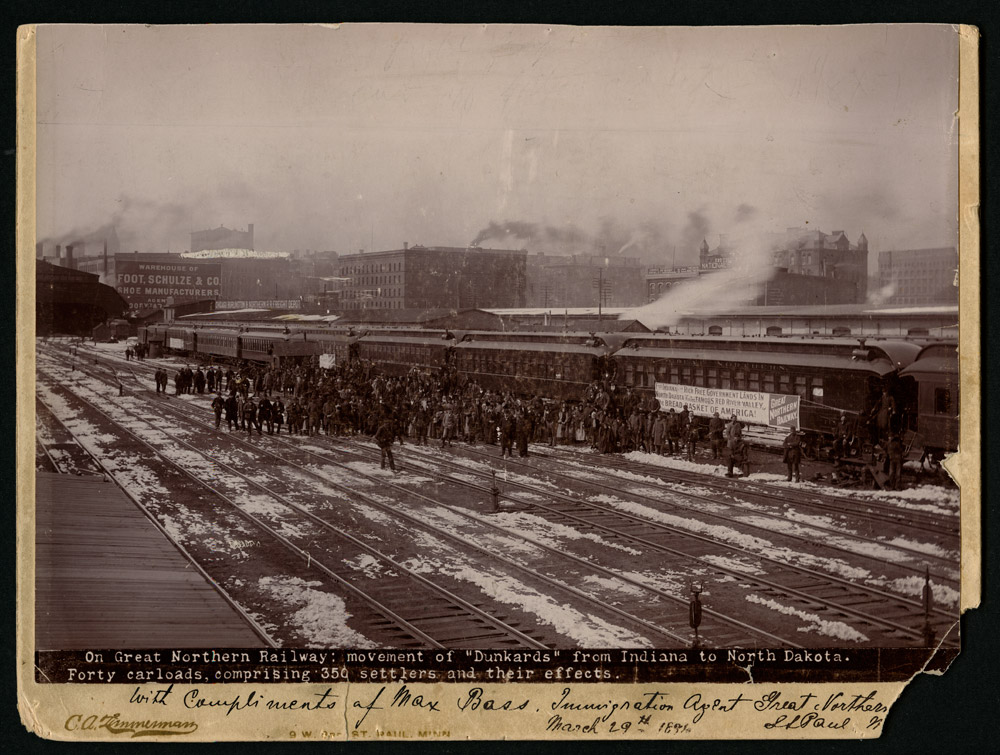 Dunker settlers moving from Indiana to North Dakota on Great Northern Railroad train